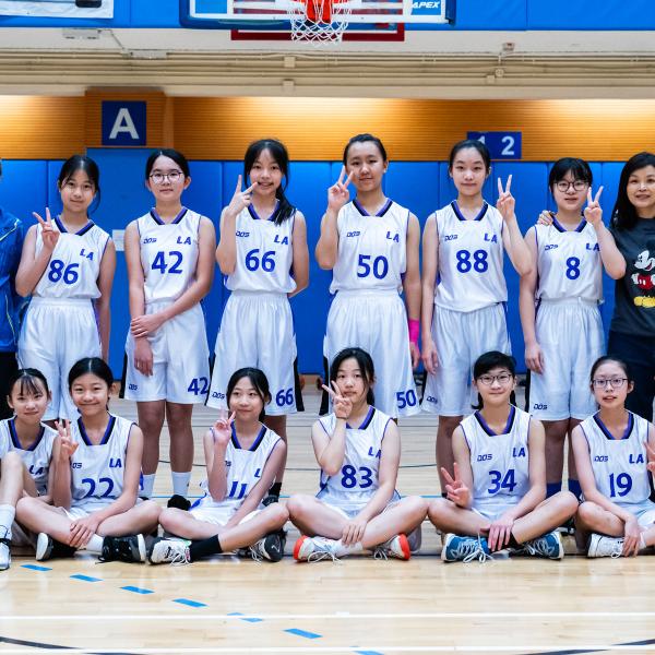 Our school girls' basketball team C grade achieved the third place in the Inter-School Basketball Competition (Kowloon District, Division 1)